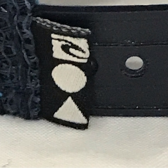 RIPCURL Adjustable SnapBack Mesh Beach Cap - Picture 14 of 16